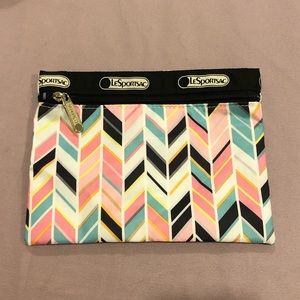 NWOT LeSportsac Mini Chevron Pouch
